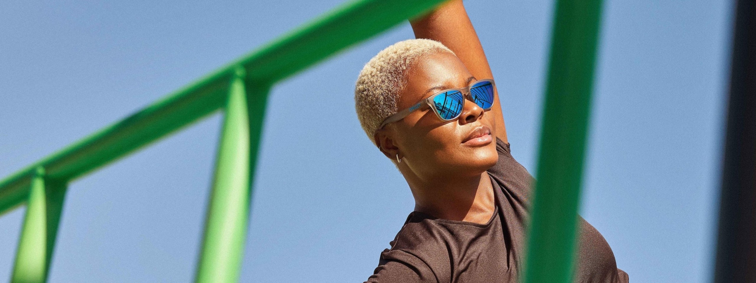 Frau mit Sonnenbrille